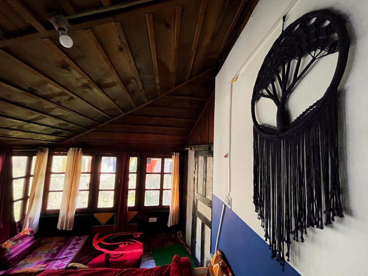 Memoir Homestay Kasol Kültér fotó