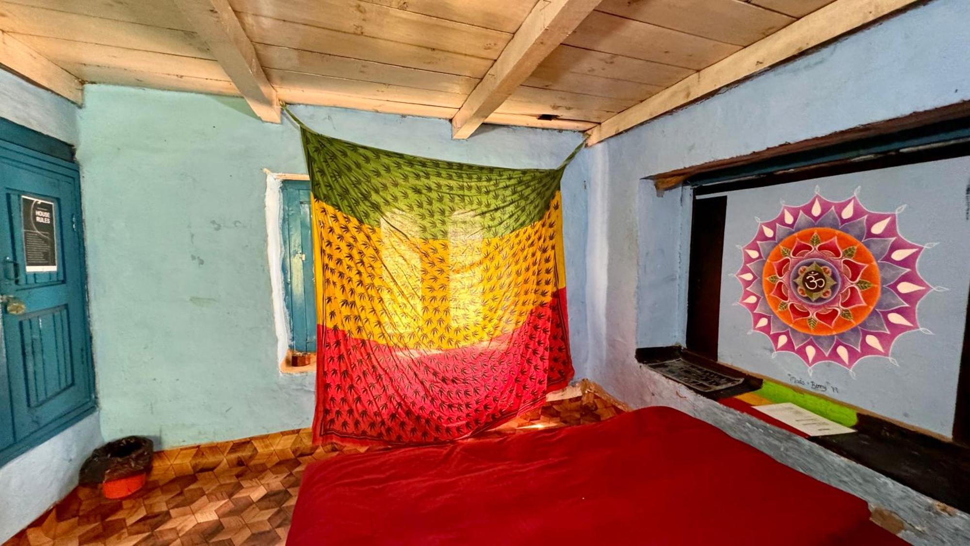 Memoir Homestay Kasol Kültér fotó