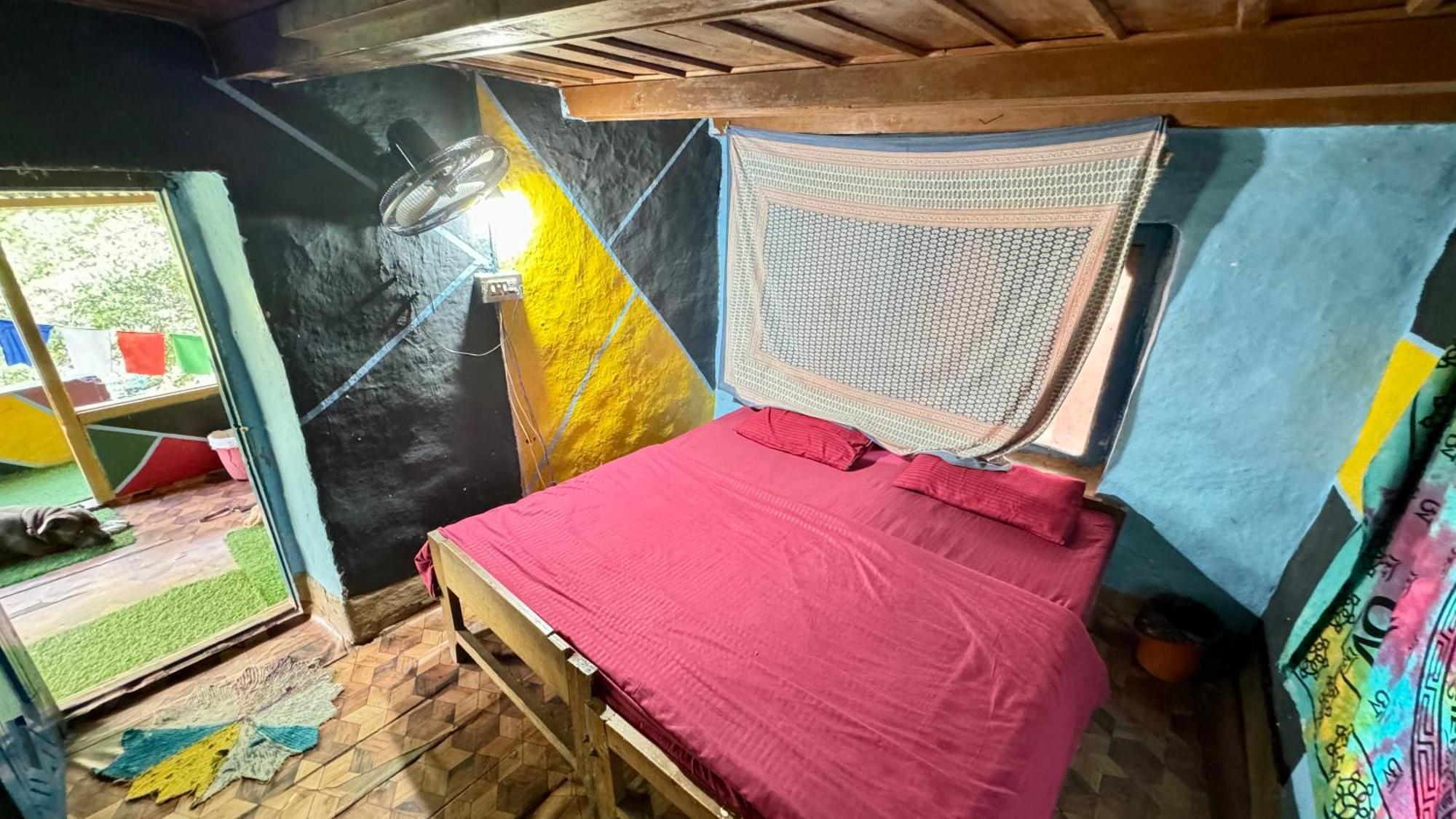 Memoir Homestay Kasol Kültér fotó